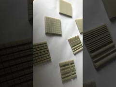 De Keramiek van het hoogspanningsaluminiumoxide met 20 KV/mm-Analysevoltage