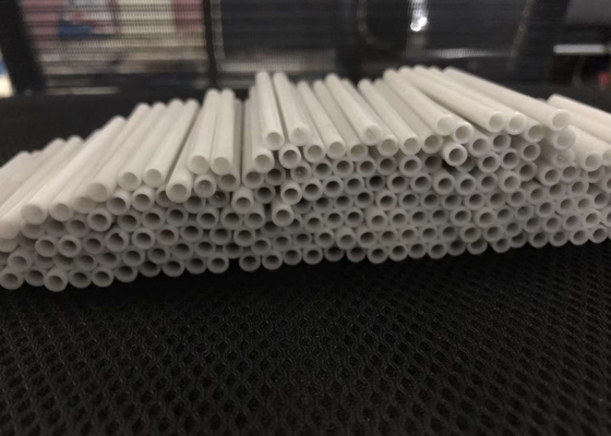 AIN Ceramic Tube With Chemical-Weerstand & Samenpersende Sterkte van 1000-1500MPa