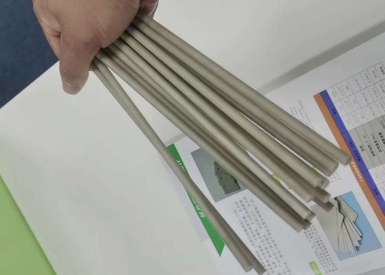Dielectrische constante 9 Aluminiumnitride Keramische buis Buigsterkte ≥ 330 MPa