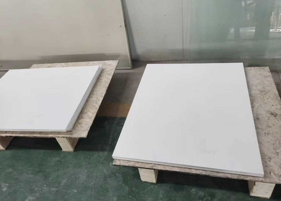 7.2 X 10-6/K Thermische expansie Al2O3 keramiek met maximale prestaties en duurzaamheid