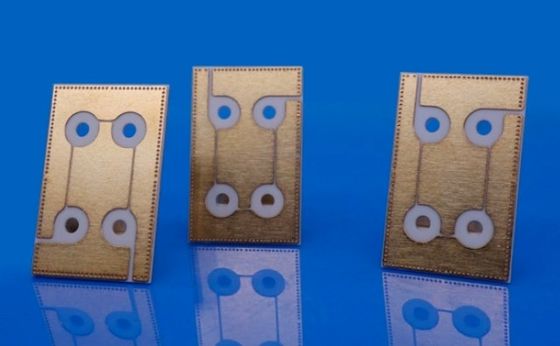 Hoogdichtheid gemetalliseerde keramiek verschillende maten Aluminium / ZTA / Si3N4 materiaal