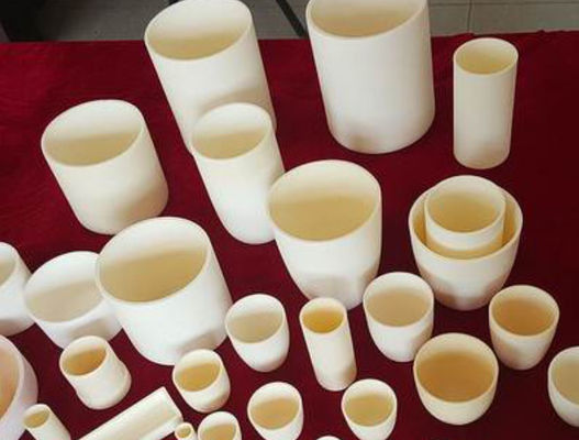 Technische Ceramische Grote Hoge Zuiverheidsal2o3 Alumina Gevormd Speciaal van Smeltkroessaggar