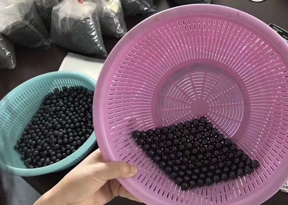 SI3N4 ceramische Bal met de Diëlektrische Sterkte Ω.Cm van Isolatieweerstand 1012-1014 18-20 KV/Mm